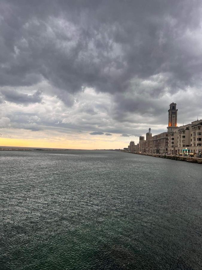 La Perla Di Bari - Private Parking Daire Dış mekan fotoğraf